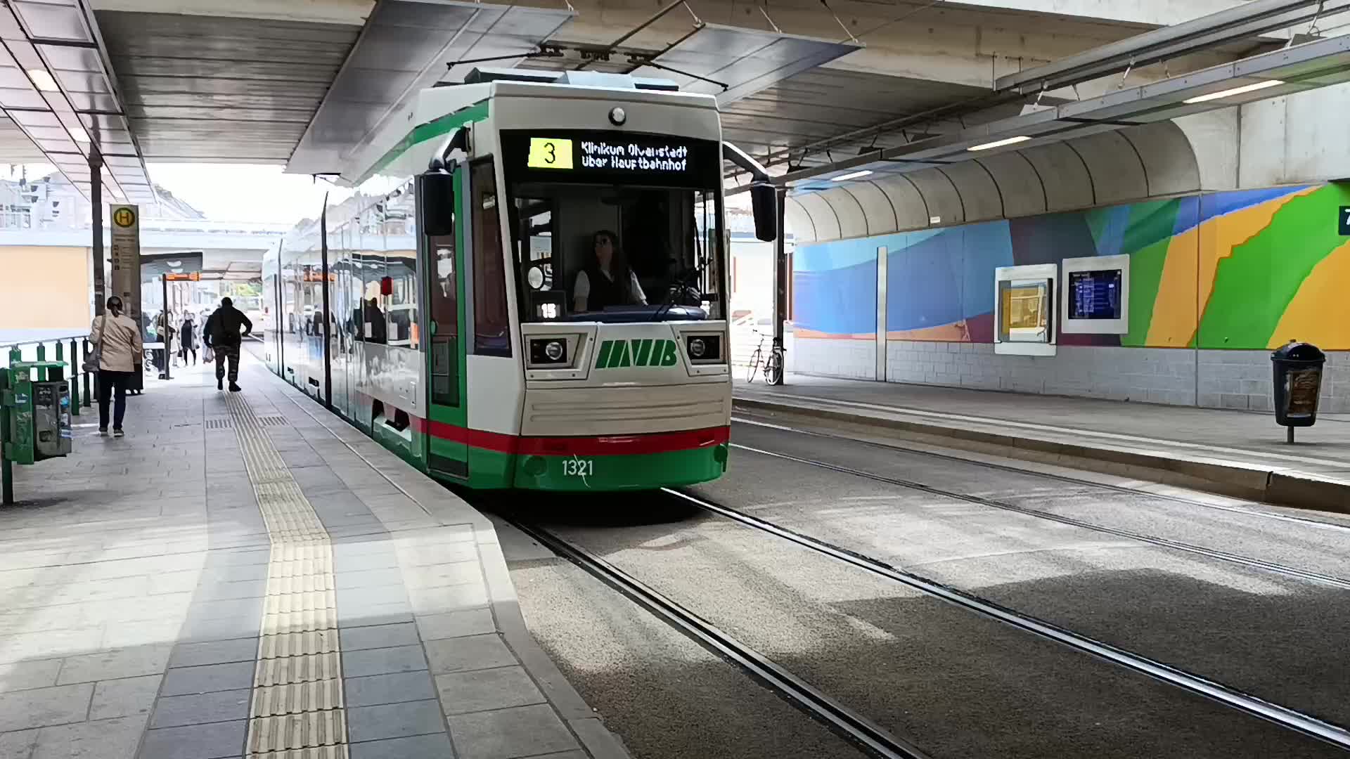 @trainspotterHBS