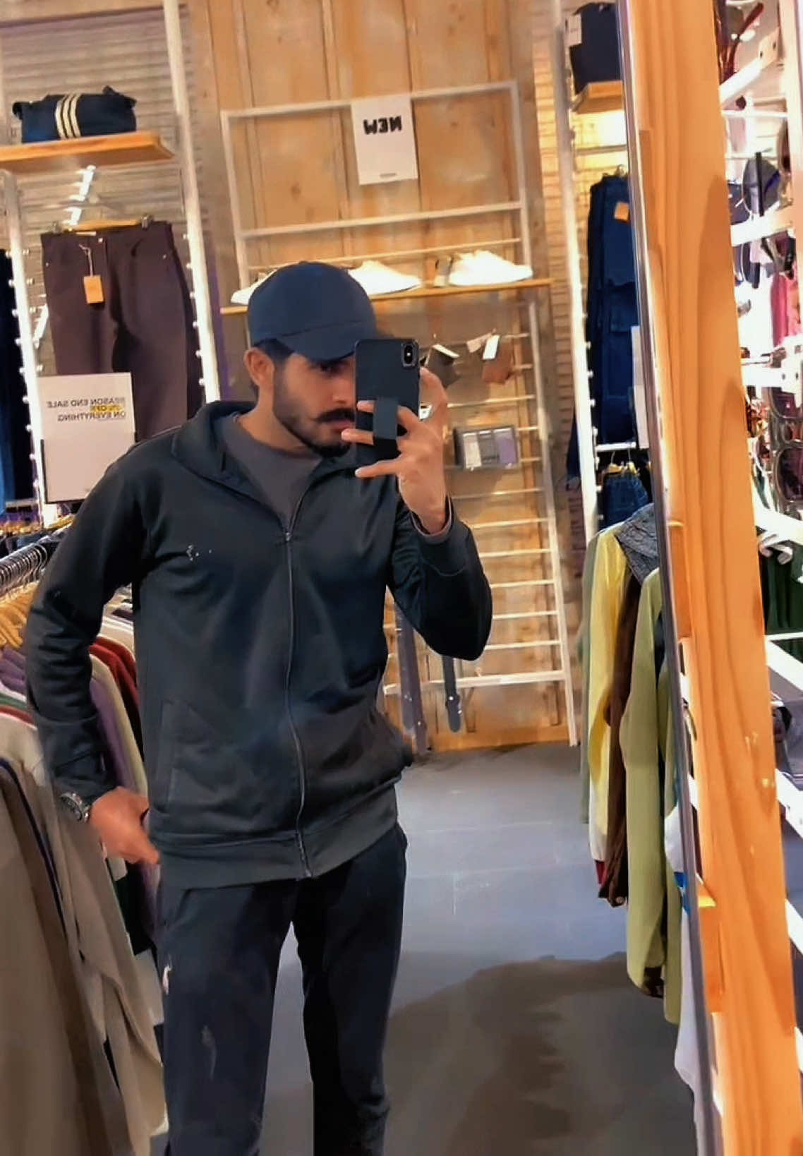 @Laraib Mughal🦁