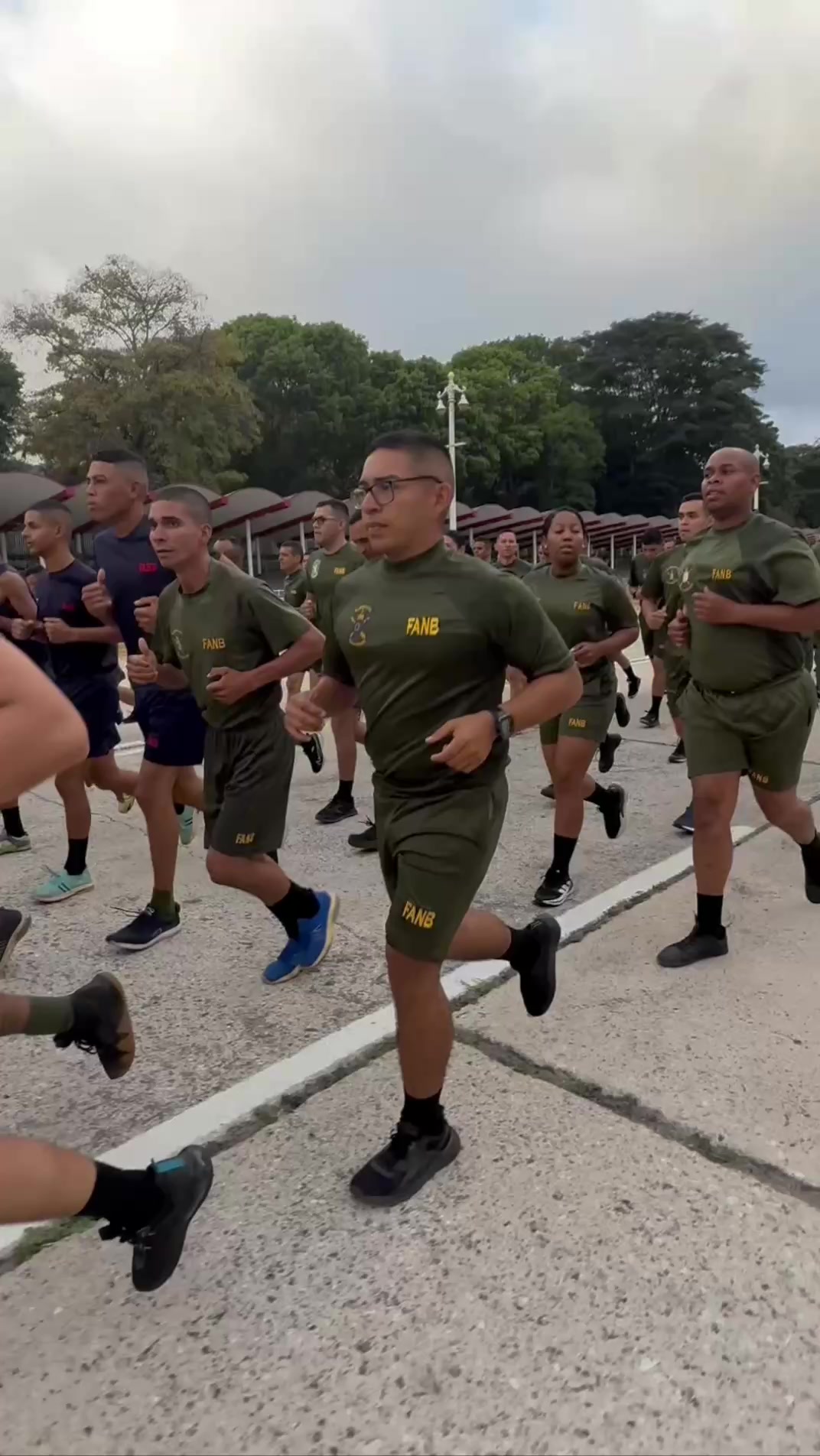 @EjercitoBolivariano