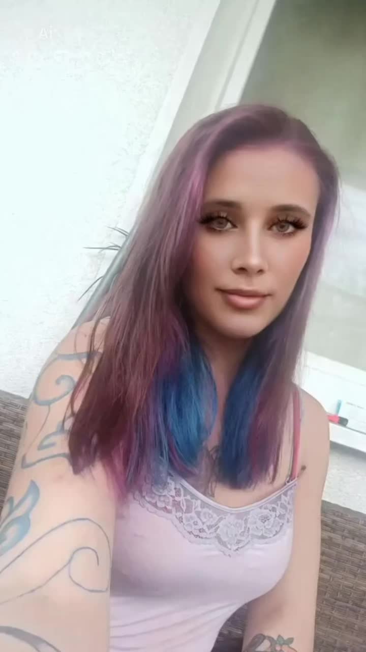 @Vi