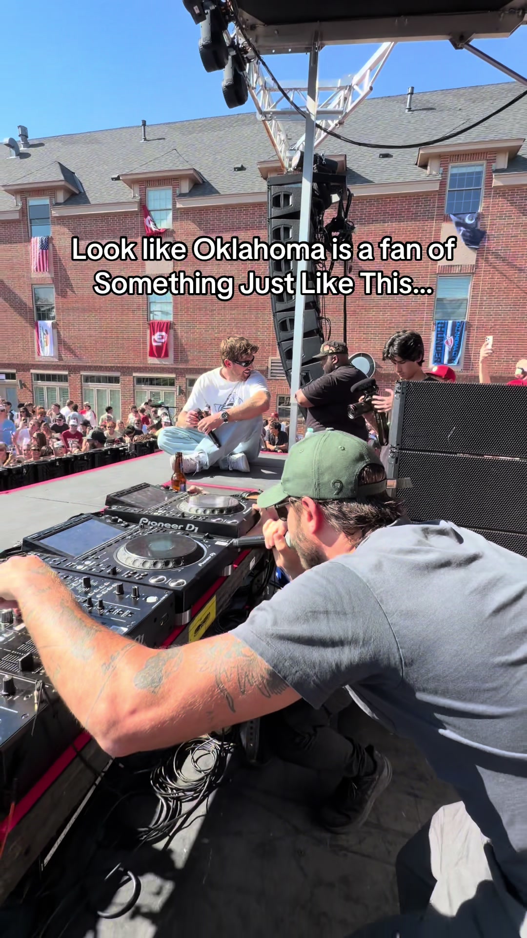 @The Chainsmokers