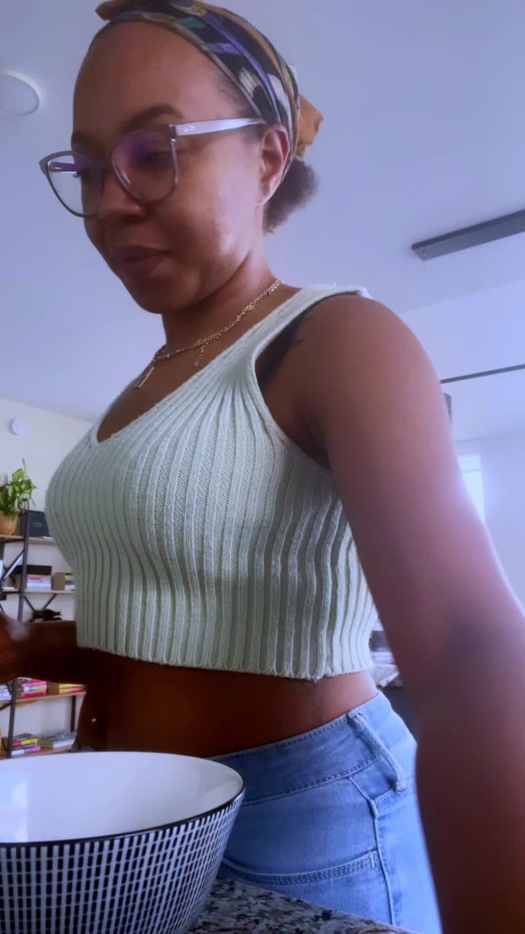 @HoneyCoatedMusic