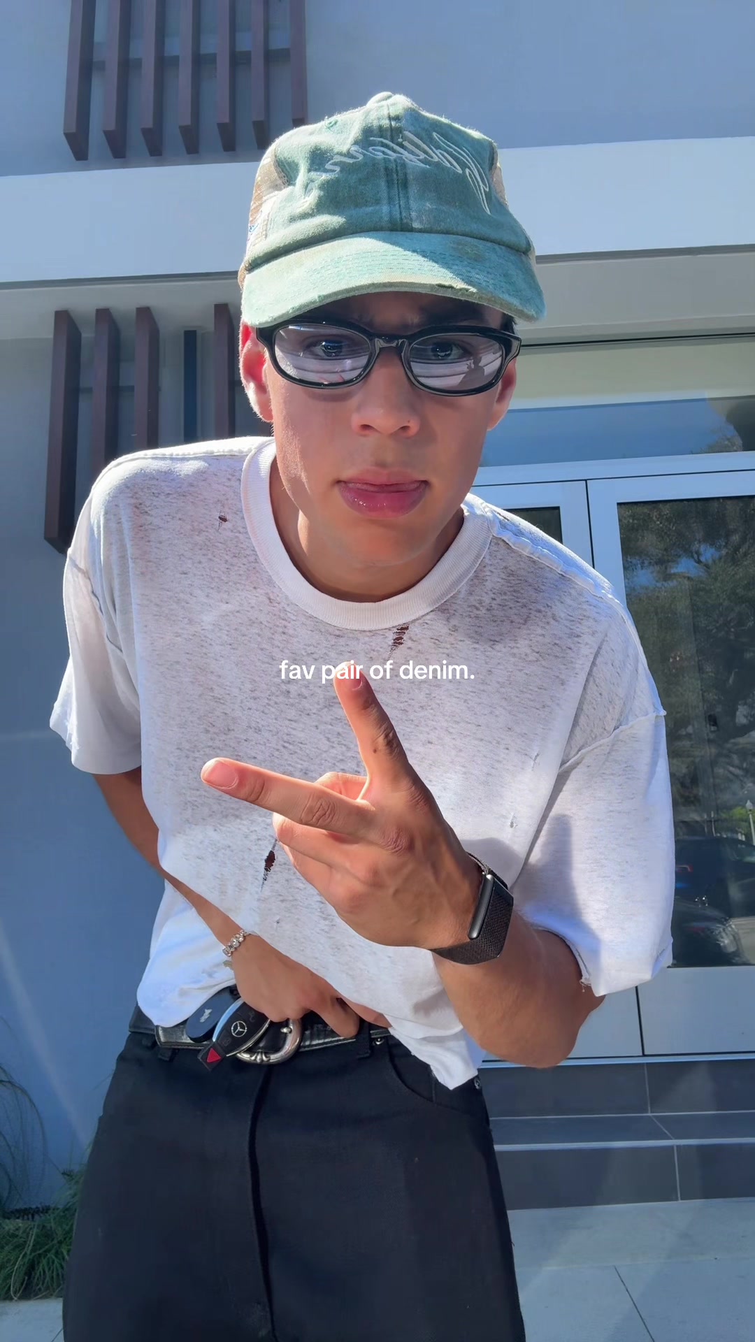 @trimothyneutron