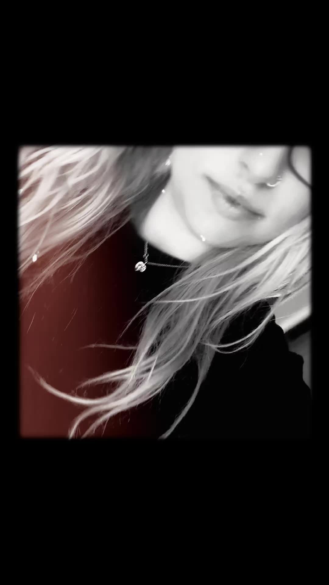 @Saphira95