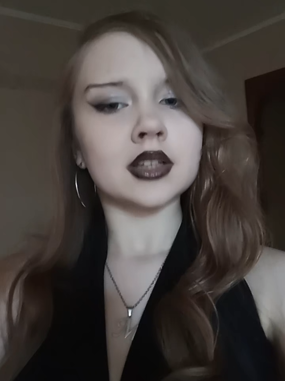 @𝓜𝓪𝓻𝓲.🎱