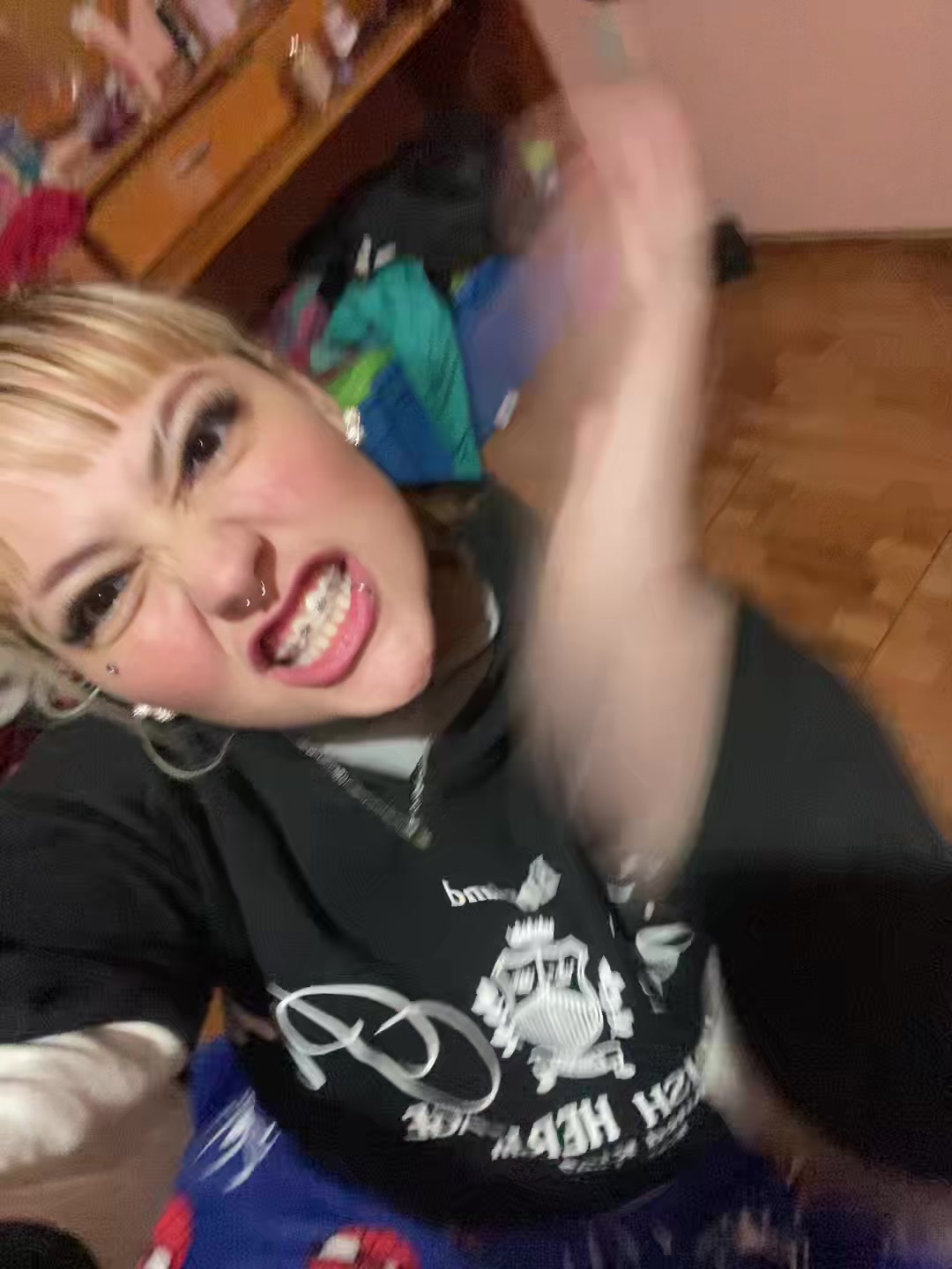@User777