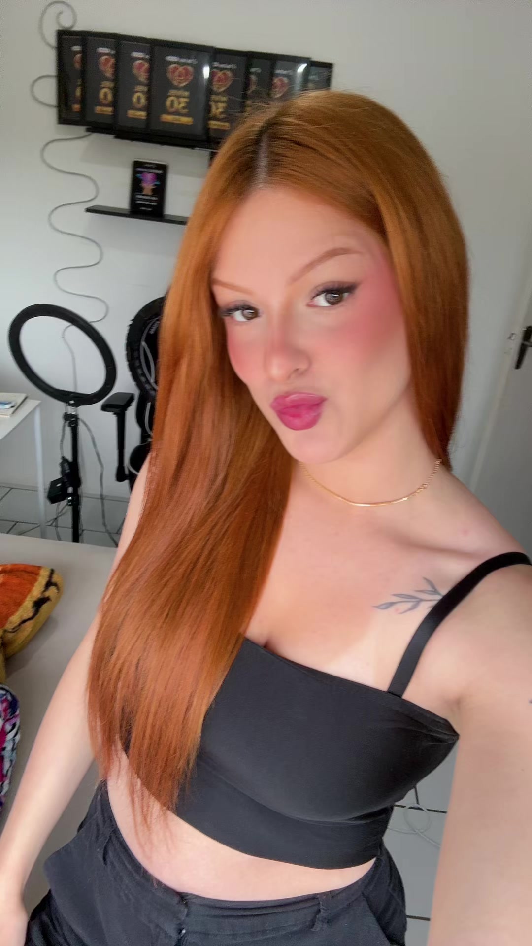 @Laura 🍒🌸