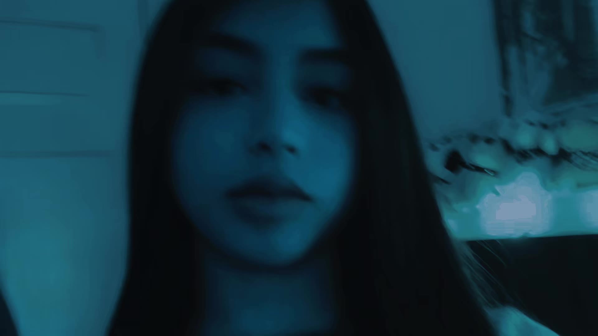 @VALERIA🦦