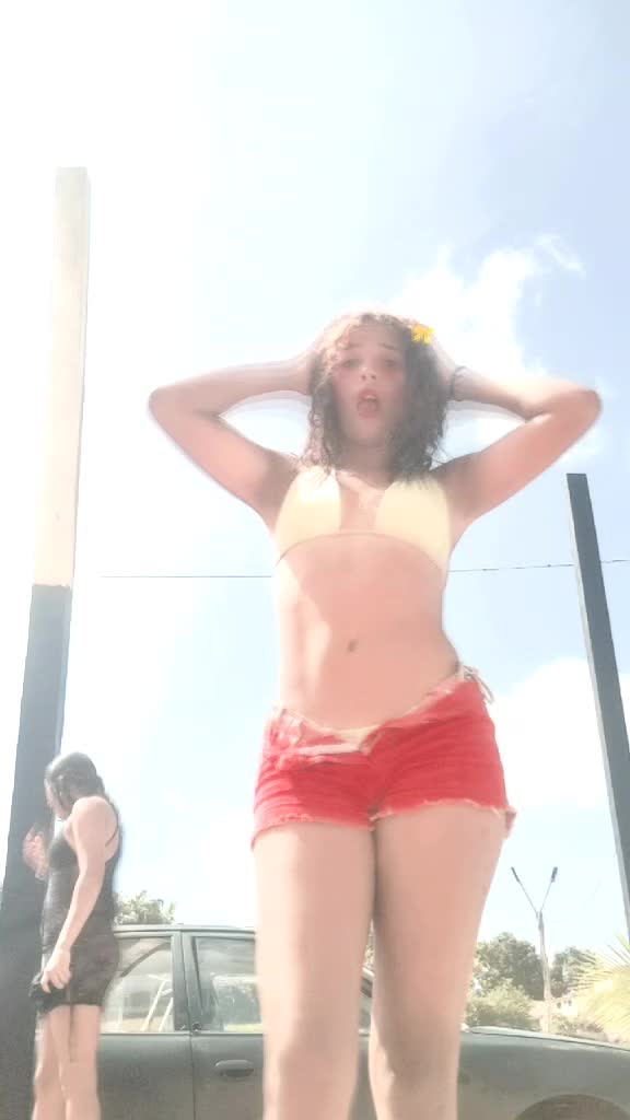 @Fernanda 😘