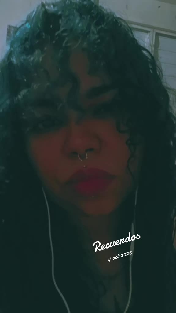 @Morena Morales