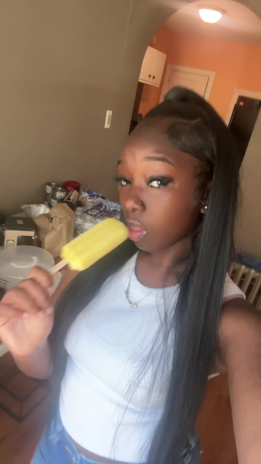 @📸