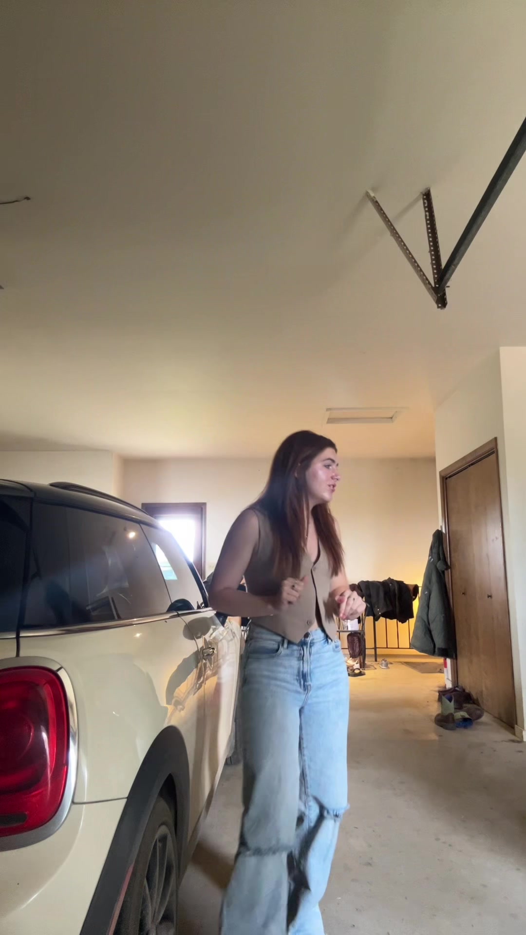 @hannahschnorr