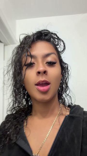 @LaRealAsh