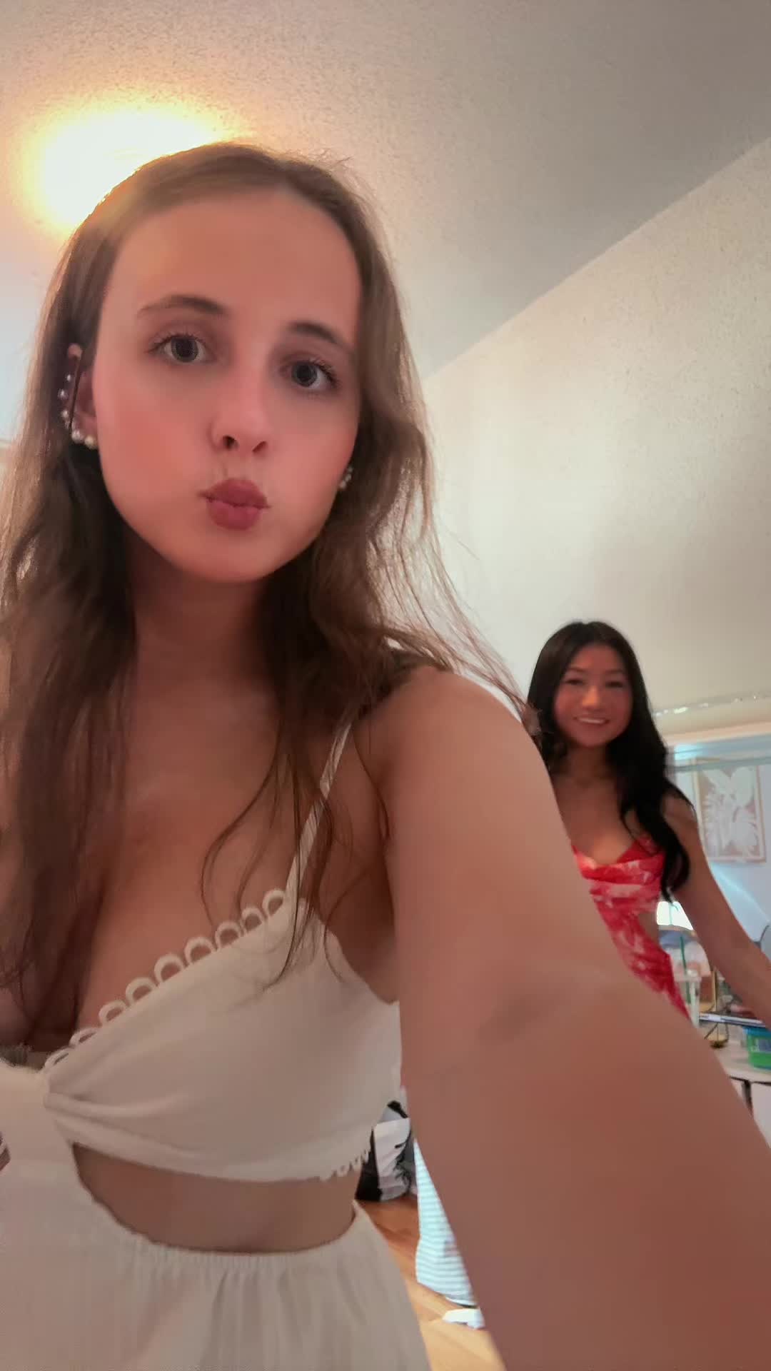 @Lily