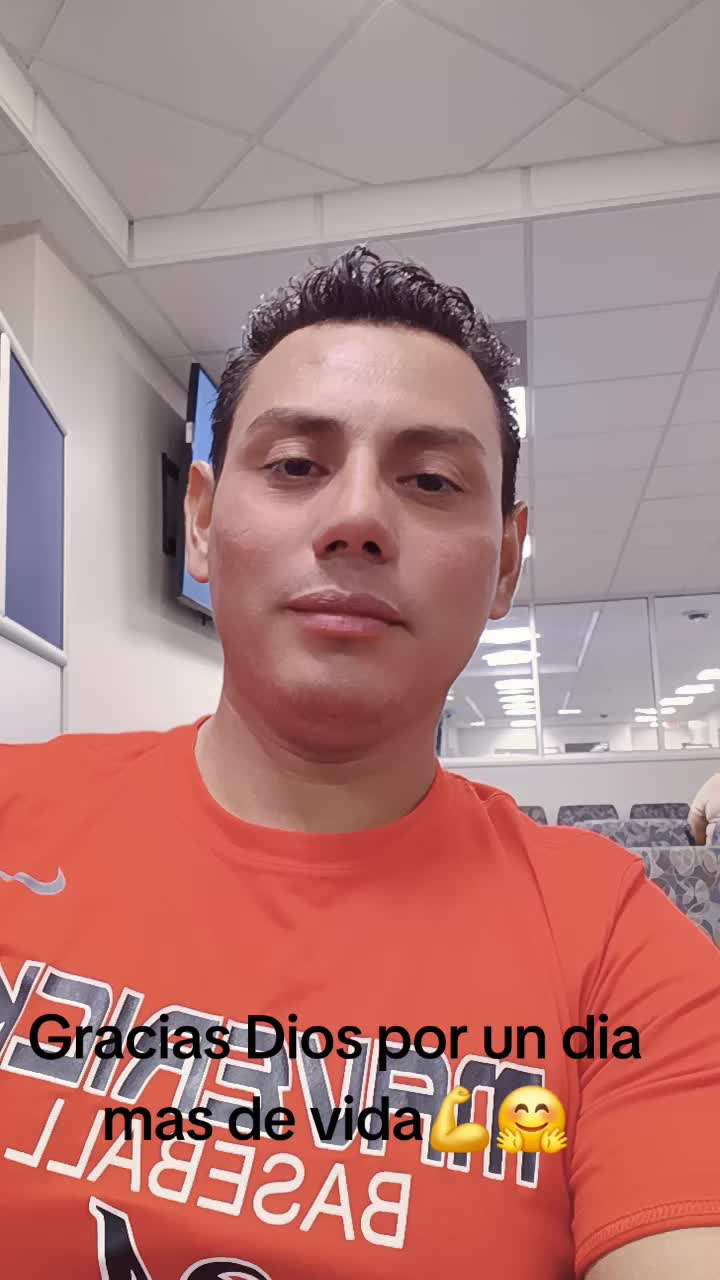 @Tom&aacute;s 🇭🇳🇺🇲