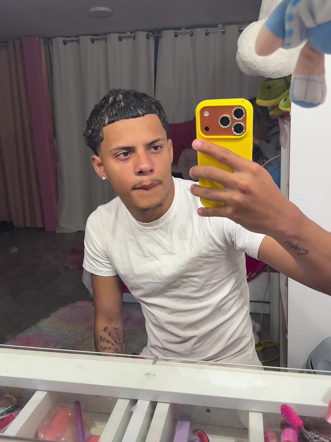@Soyalejandro