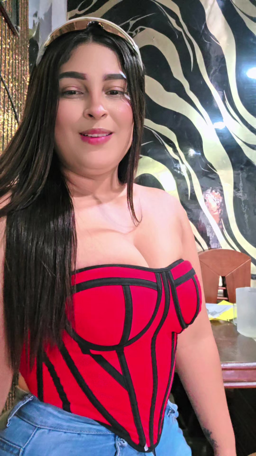 @SELENITA