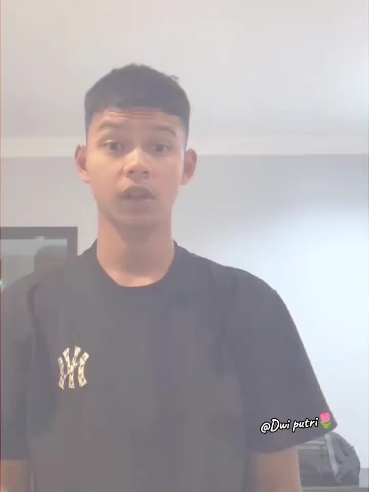 @Dwi Putri✨🤍