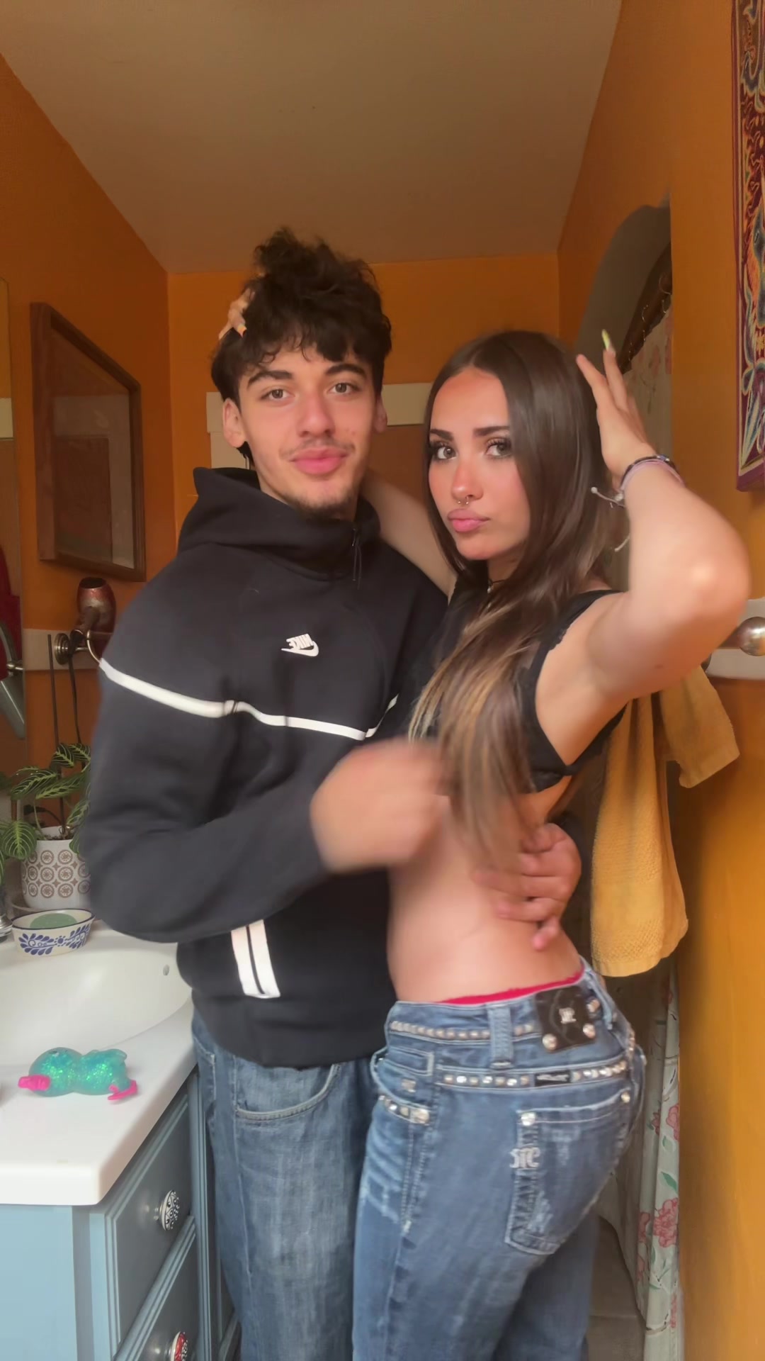 @Eva