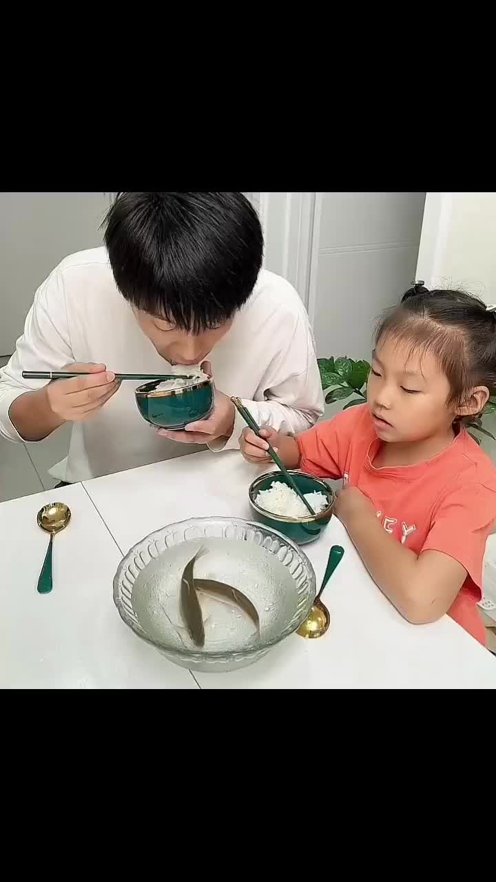 @cuoibebung5