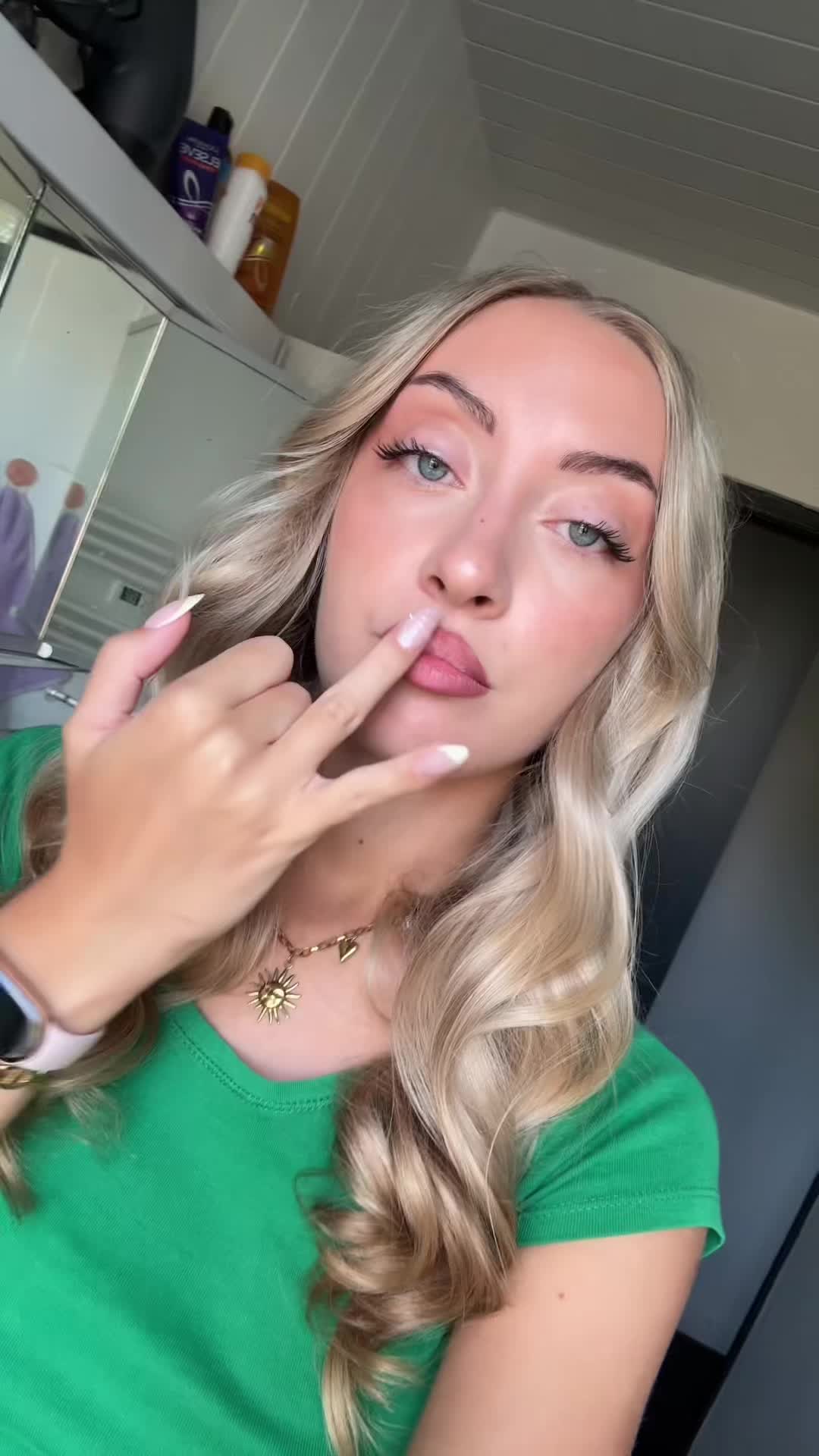 @Elodie✨