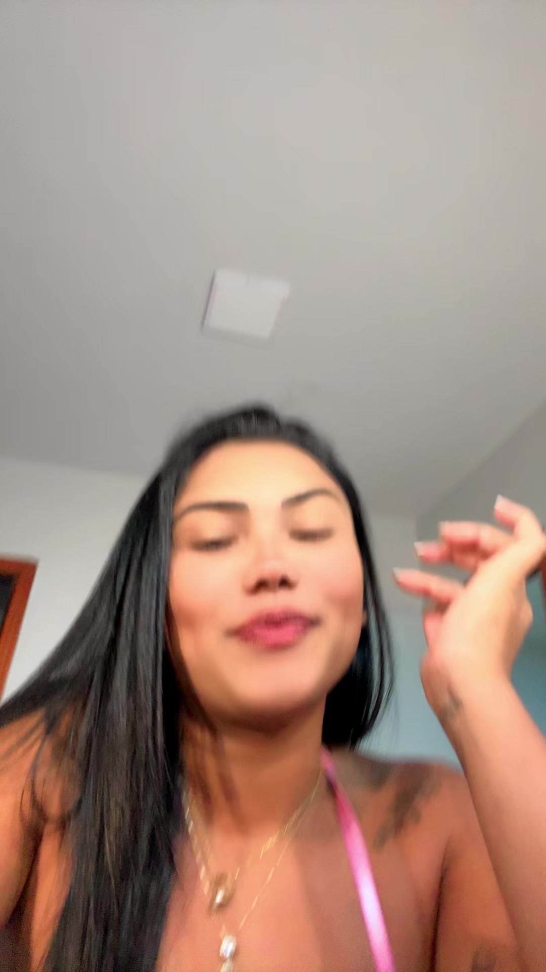 @vanialvess0