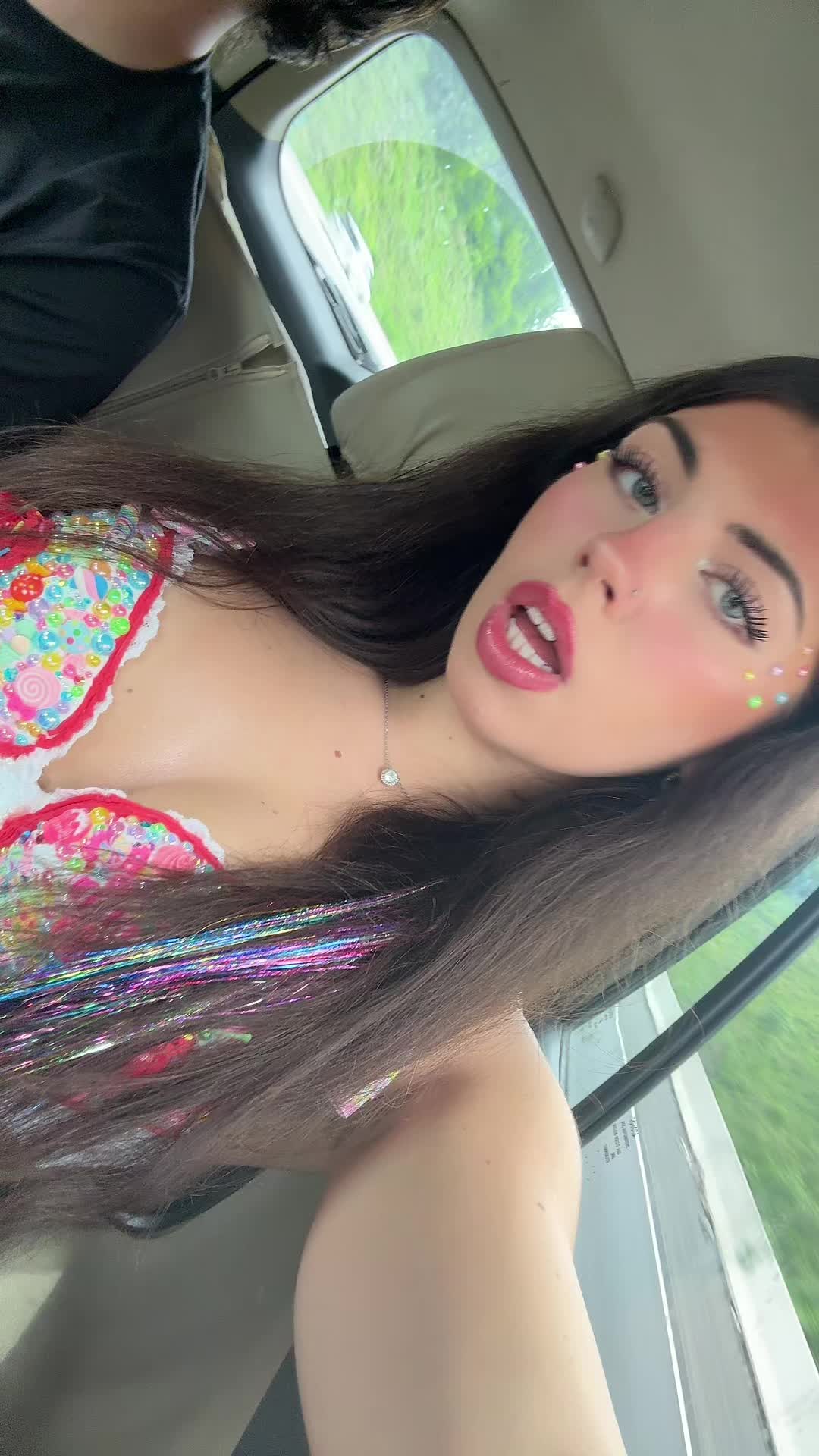 @izabel