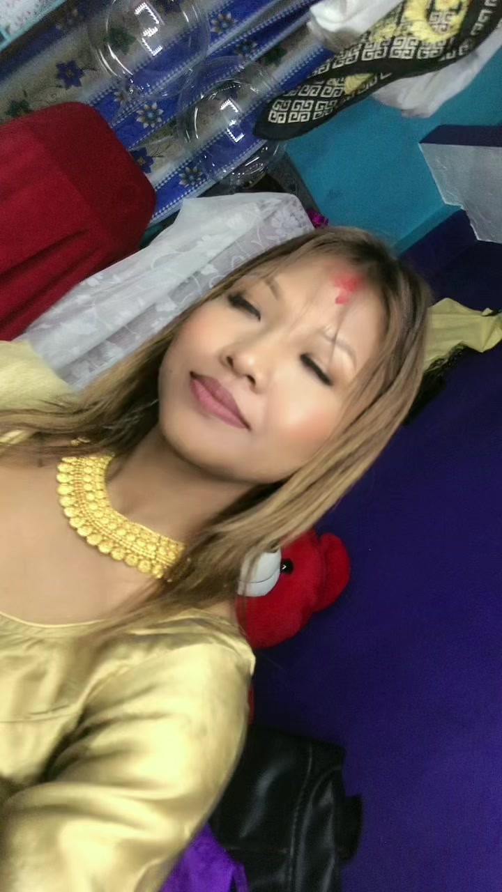 @मनिसा गुरुङ्ग