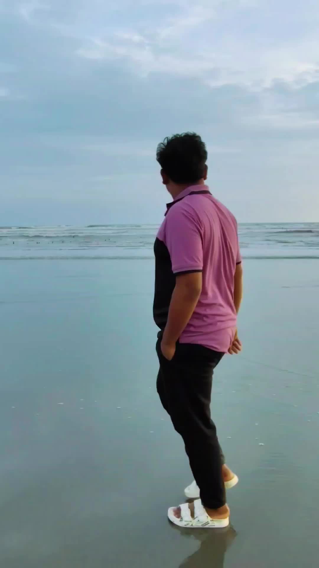 @🇧🇩 𝙍𝙖𝙝𝙪𝙡'🤍