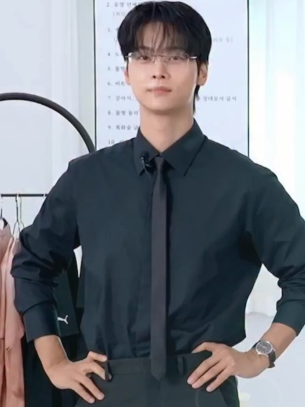 @Lov333kpop