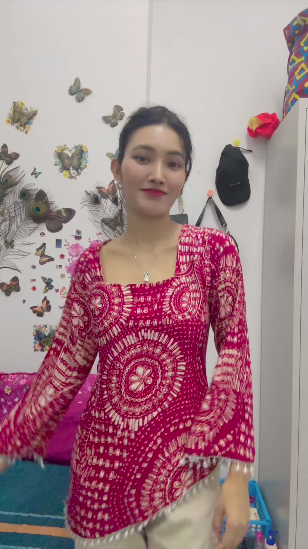 @Maicha🕉️