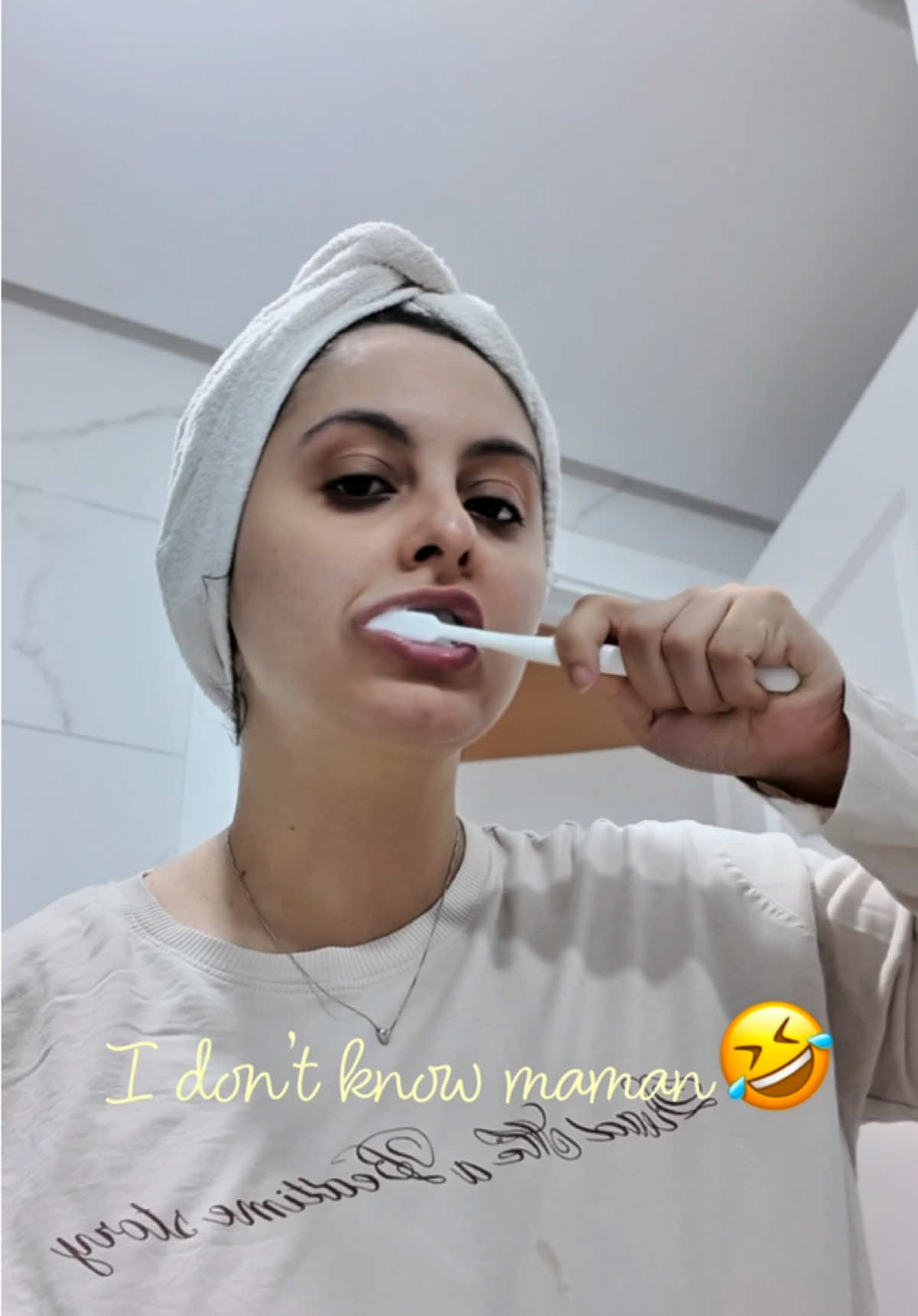 @madamezozi