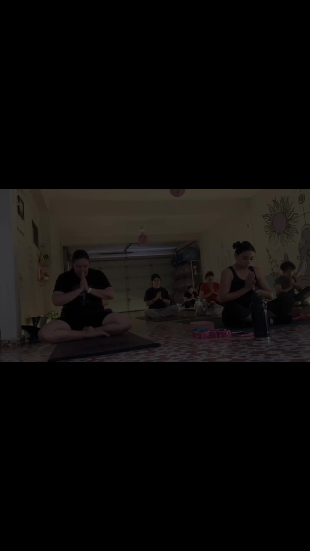 @Yoga con Favy