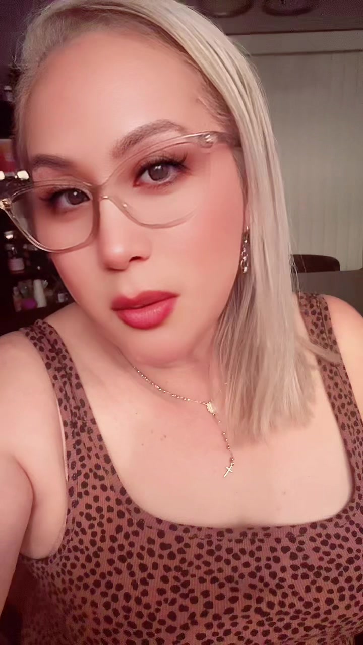 @❤️❤️Rose Esther 🌹💖🥀