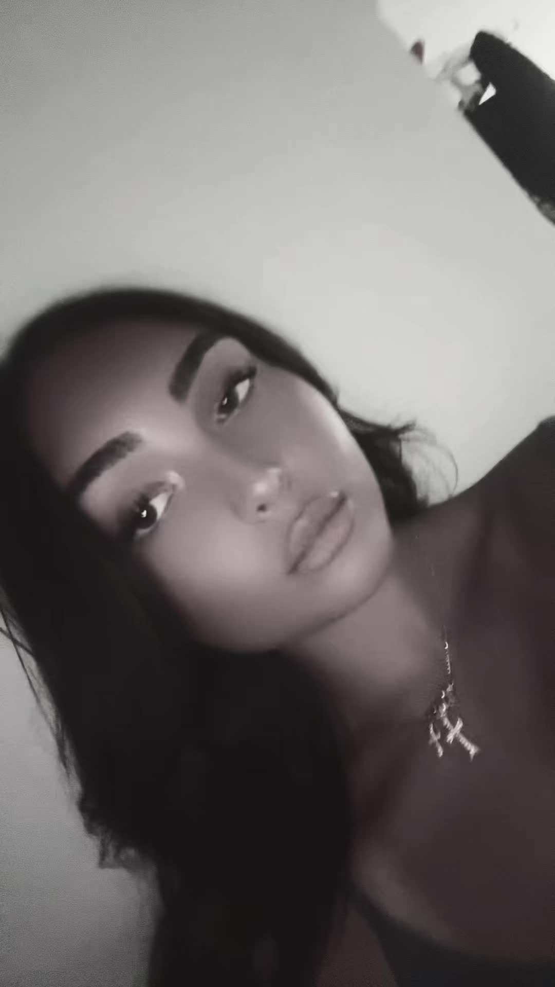 @A N N A B E L L A