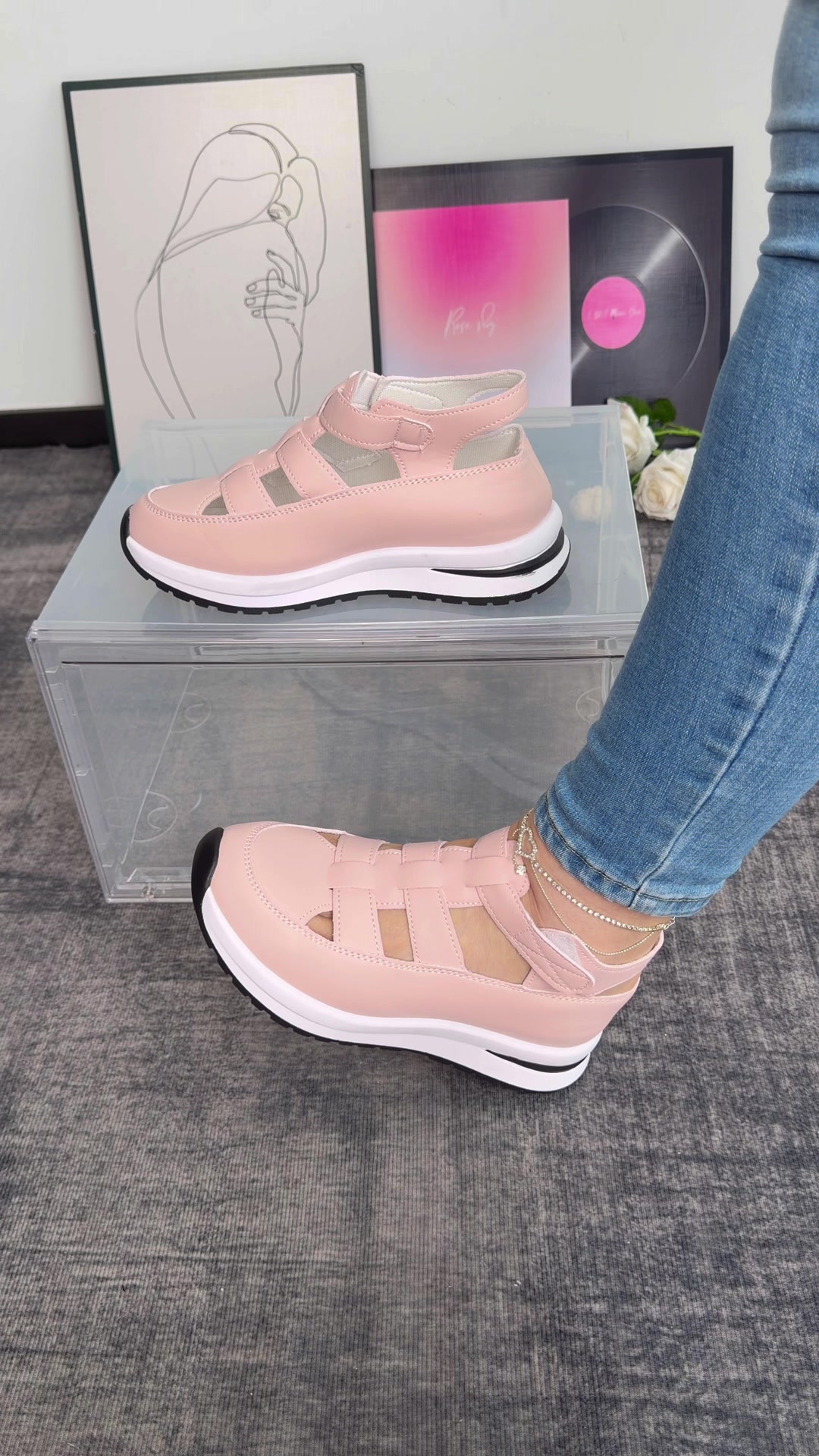 @Monica_fashion
