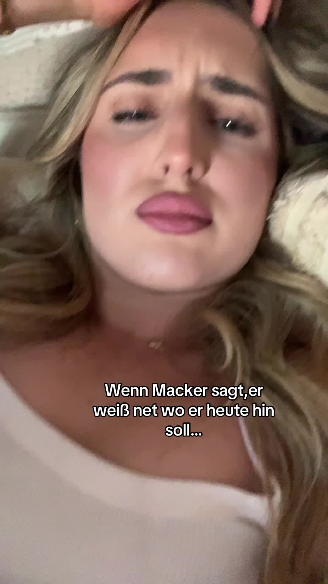 @Alexandra-Maria:)