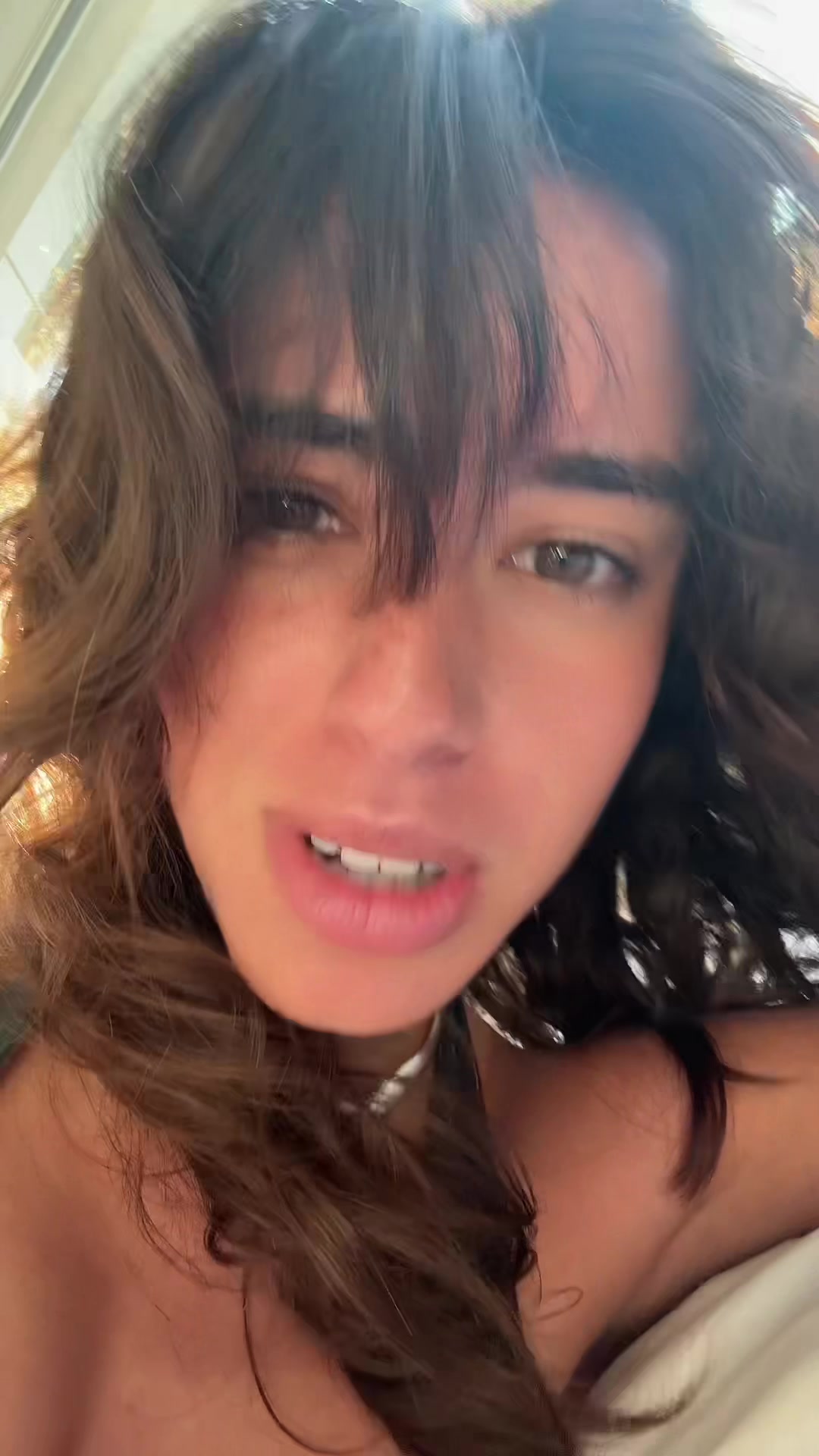 @️