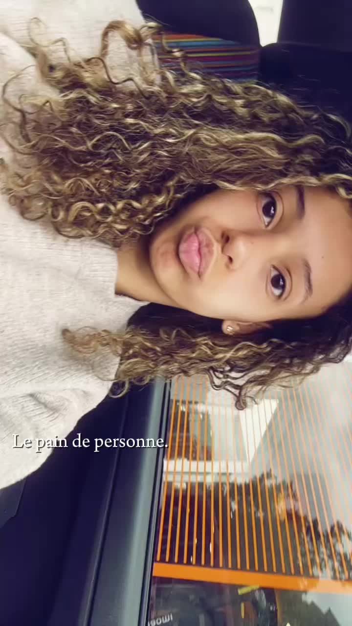 @𝑪𝑨𝑴🪭