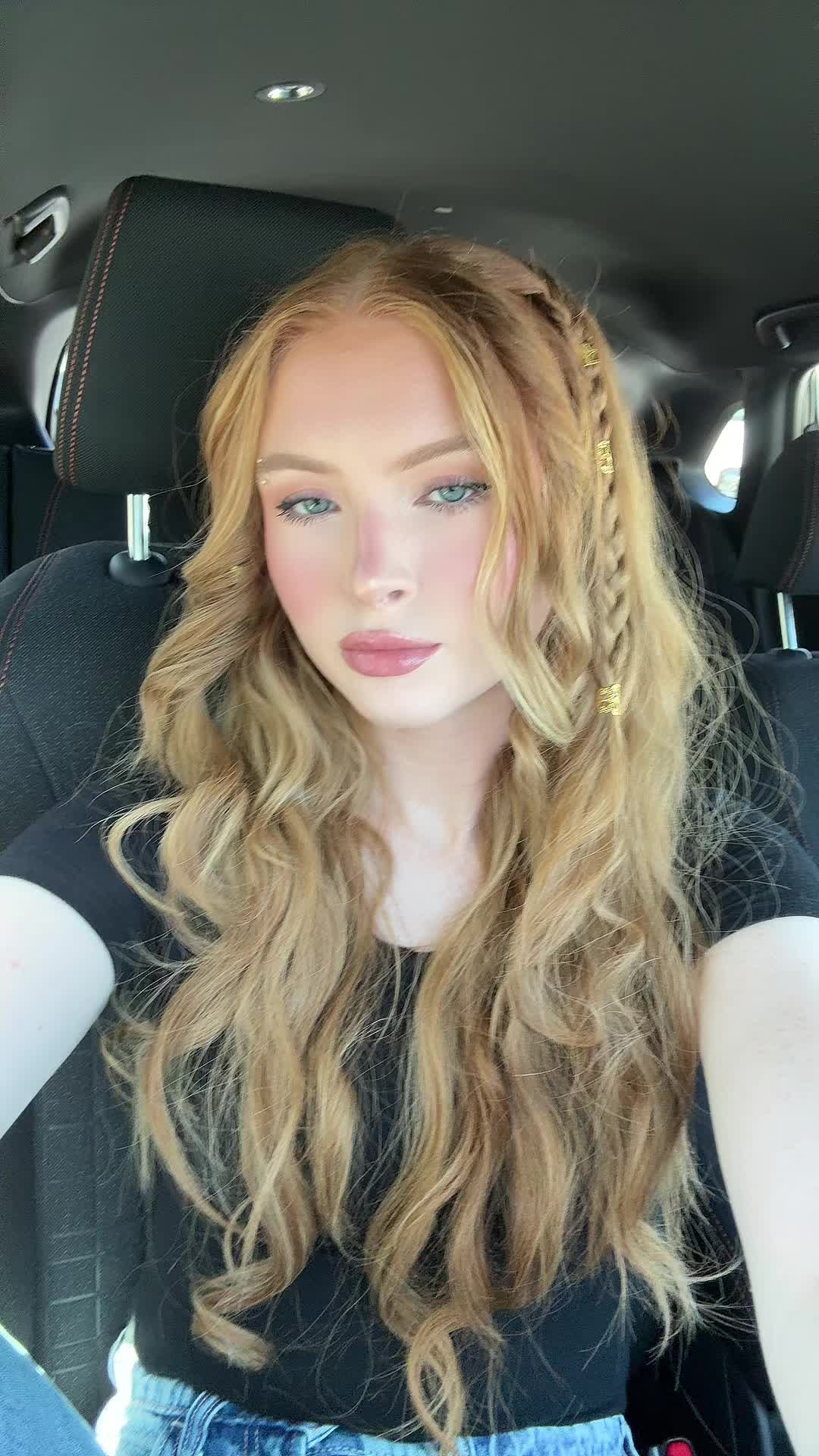 @al1exxaa_