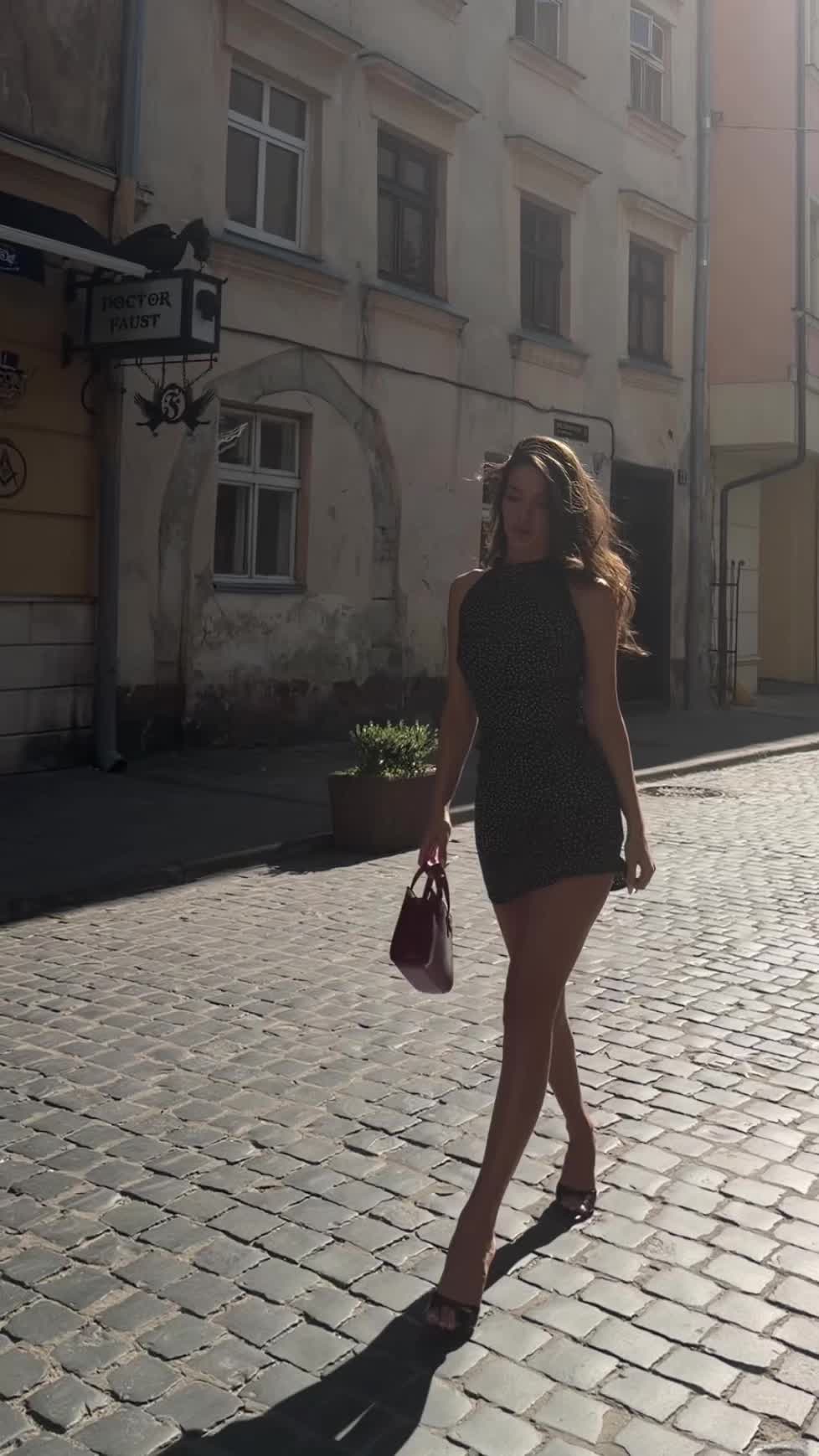 @Lizabettti
