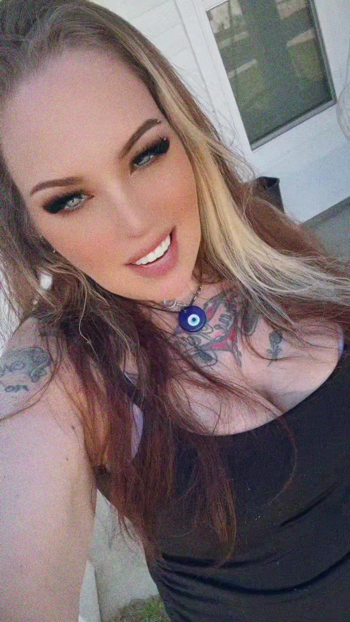 @🛥️⚓️Golden_Goddess ⚓️🛥️