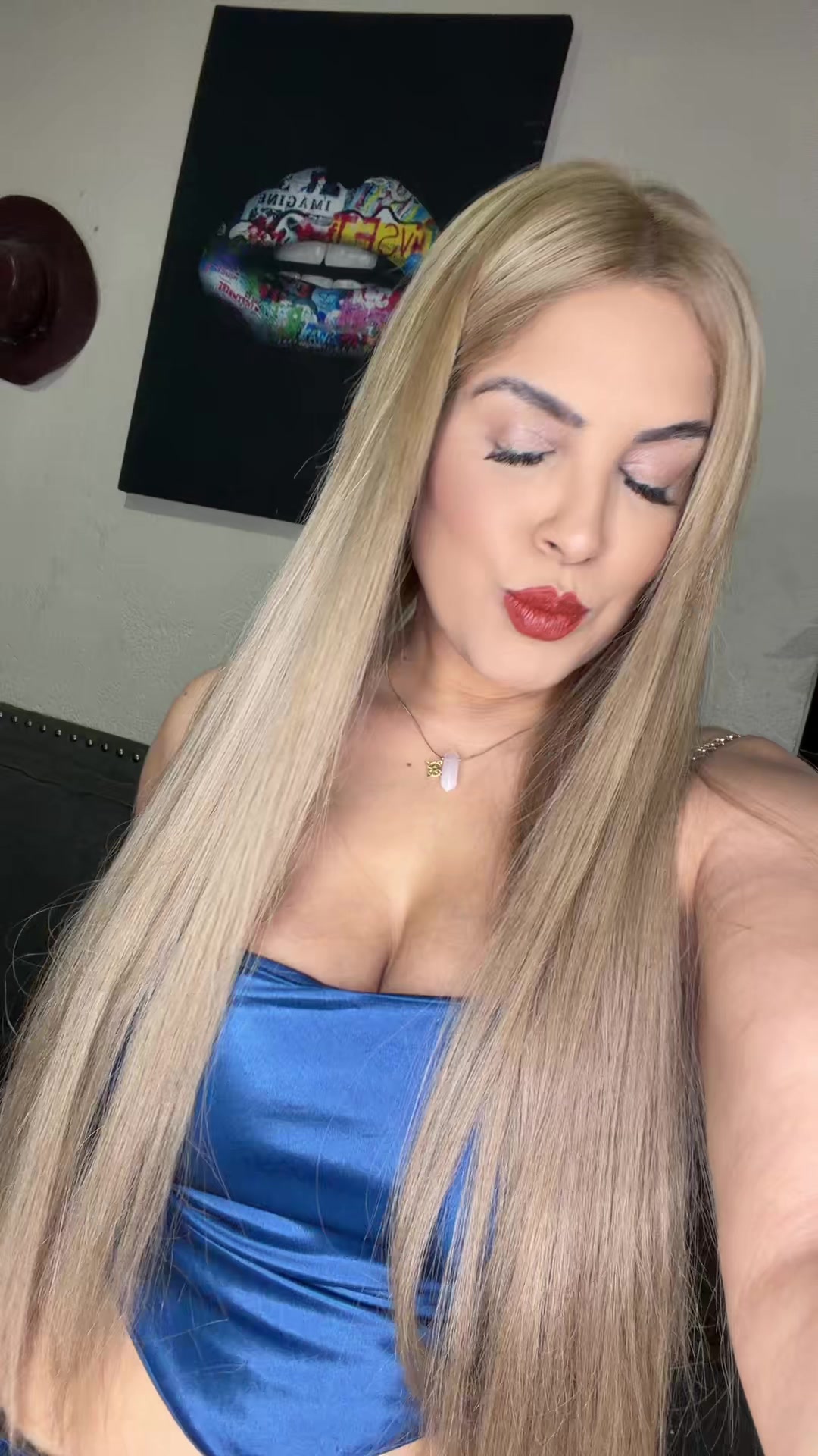 @alejandrasuarez_radio