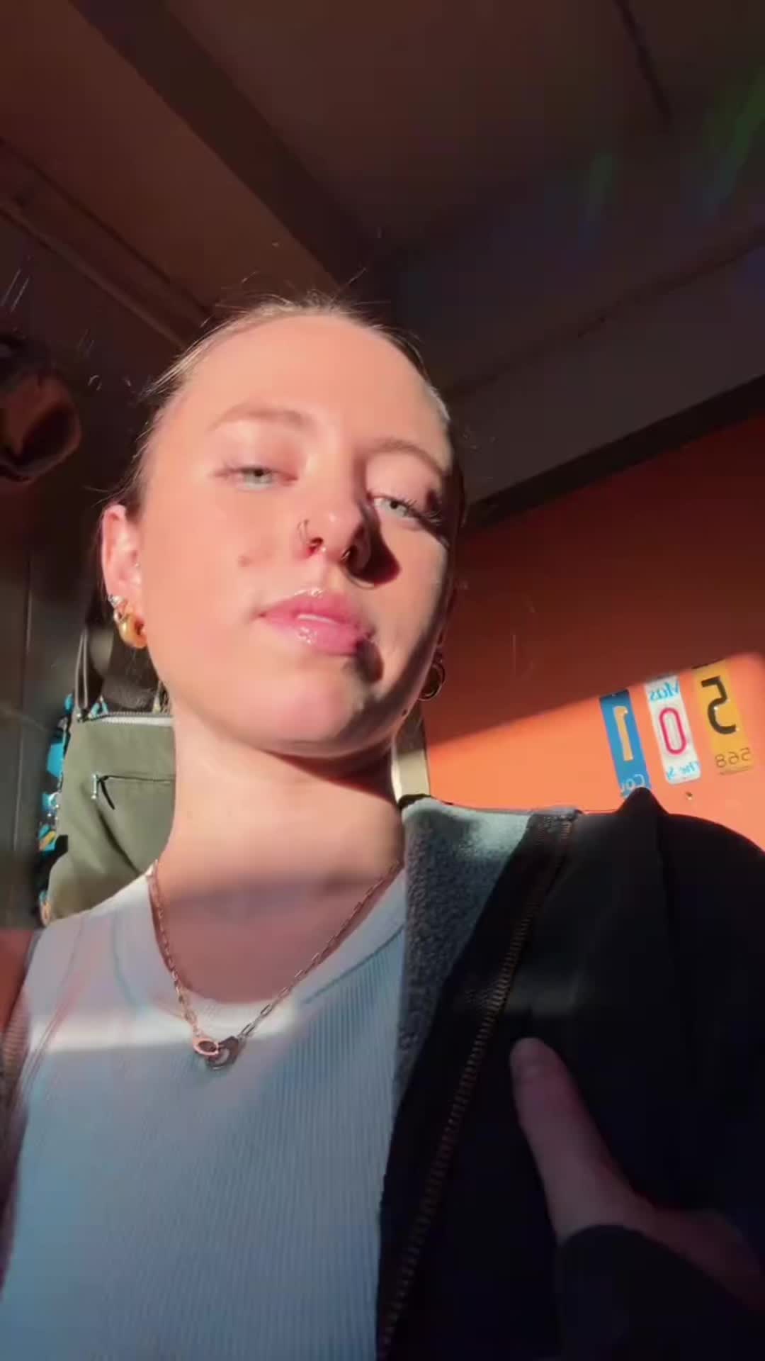 @J🌀