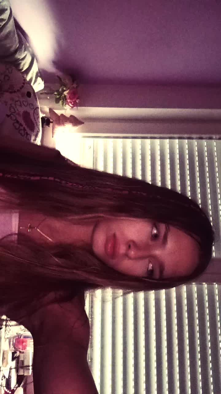 @🎭