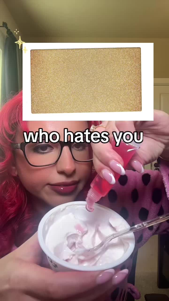 @AnxietyDoll