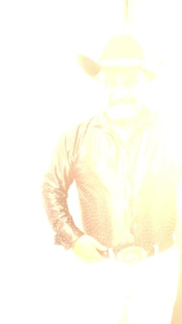 @Fernando López Miky
