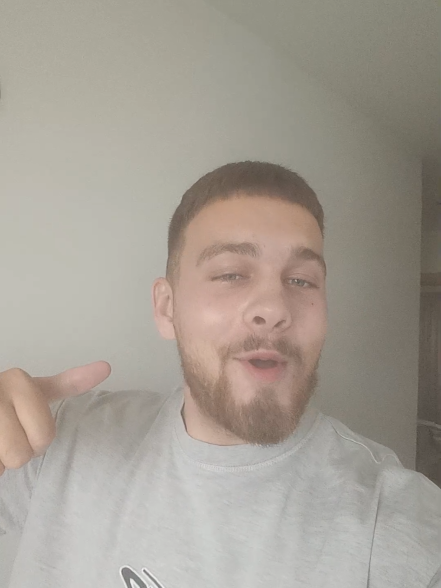 @Kondziorx