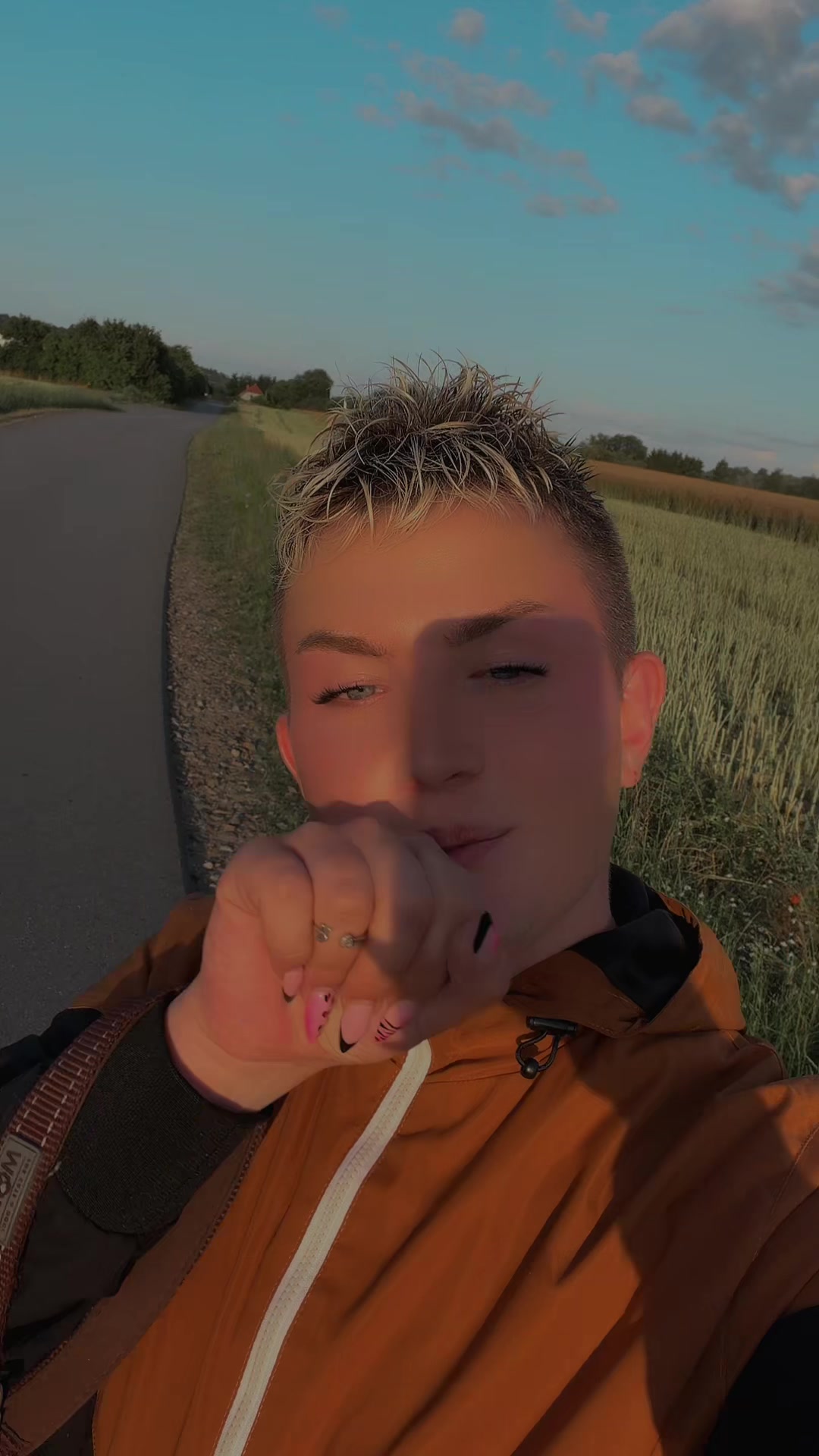 @xRxnxnxyx