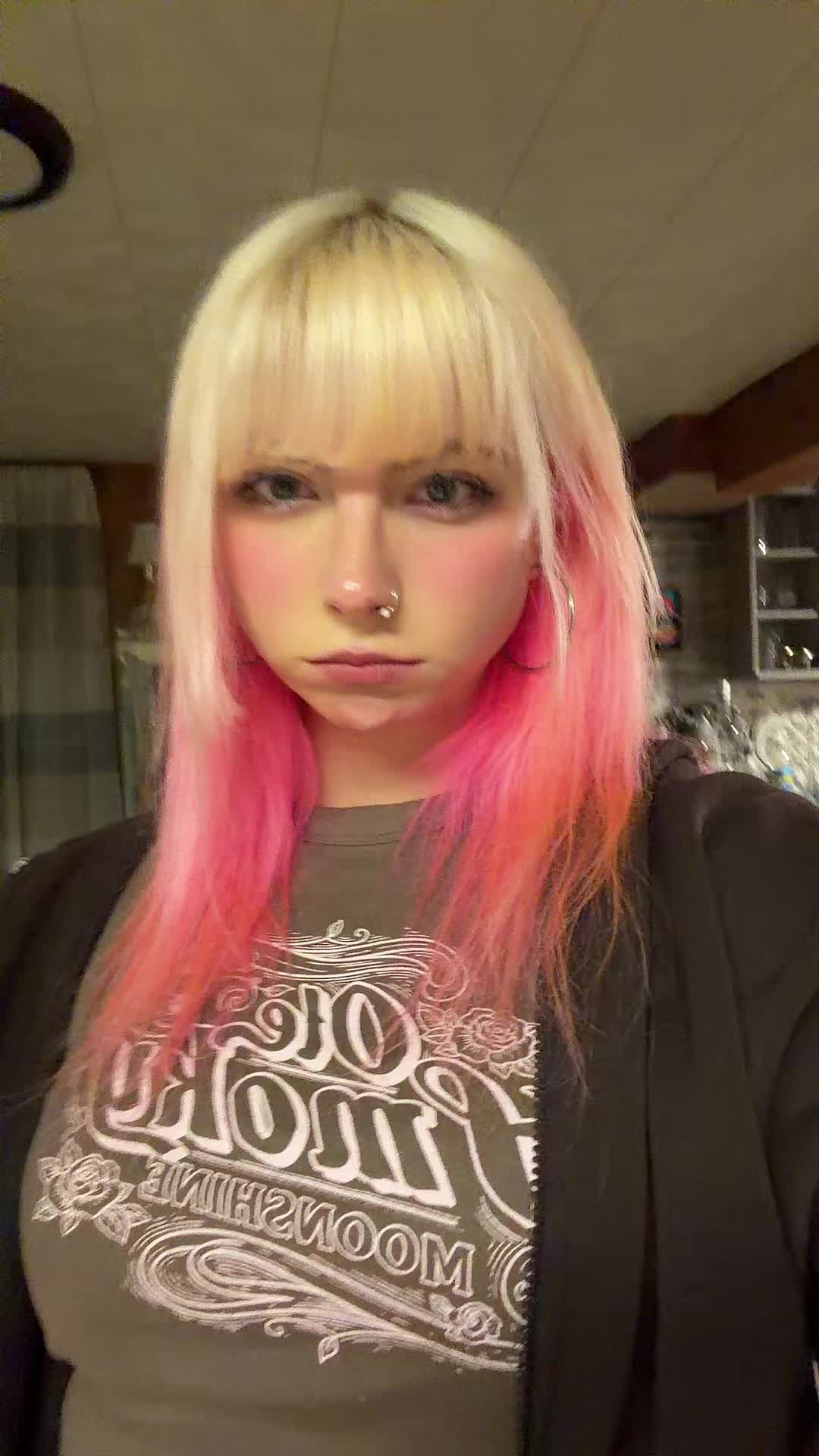 @yeeitskee